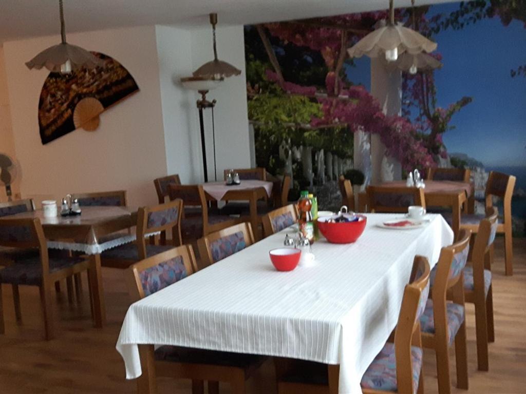City Hotel Bauer Limbach-Oberfrohna Exterior photo